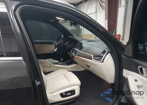 2020 BMW X5 xDrive40I z USA, uszkodzony, nr VIN 5UXCR6C01LLL76581